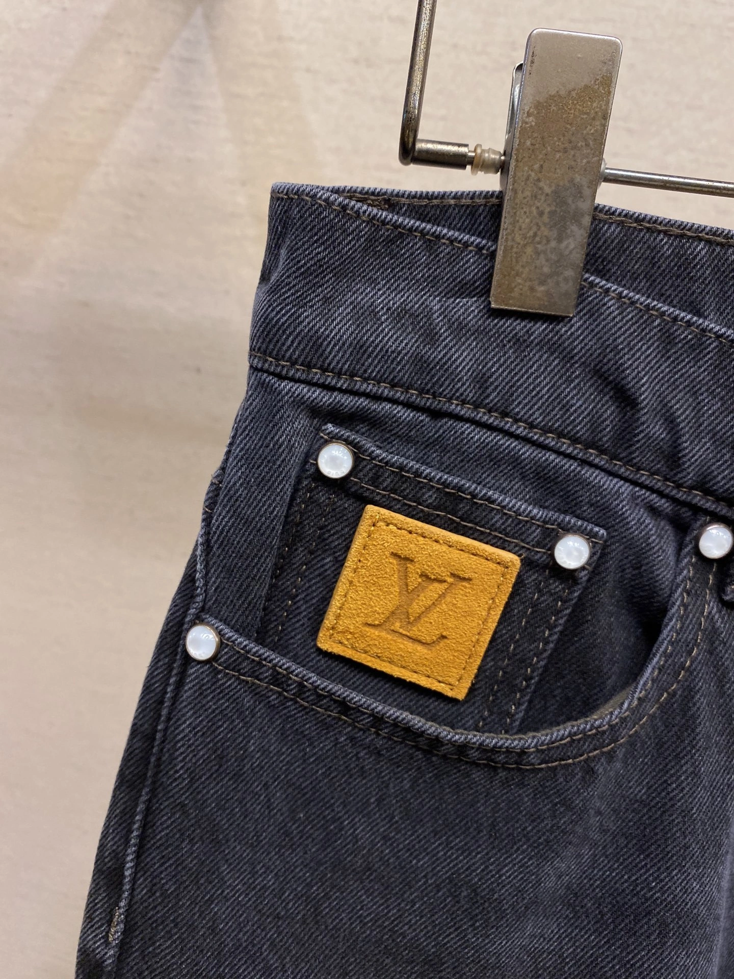 wg.luxury-- 8V embroidery item: E-F501J1522H